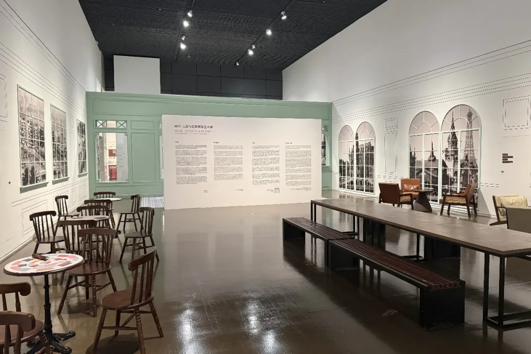 “同行:上海与巴黎抽象艺术展”在上海美术馆开幕
